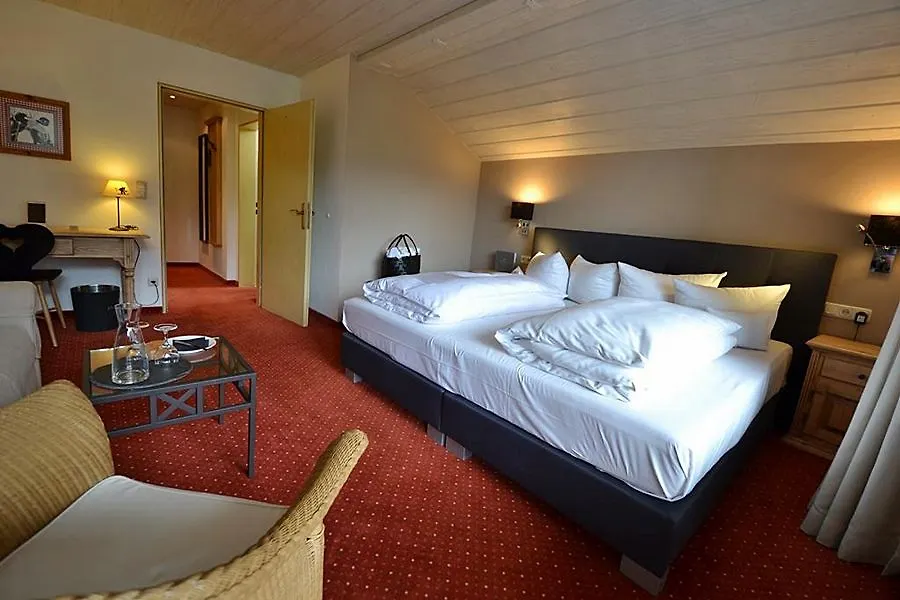 Staudacherhof In Garmisch-Partenkirchen I Blick Aufs Zugspitzmassiv I Einzigartige Bayurvida Kueche Hotel